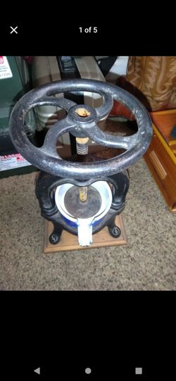 Antique French Dutch Press