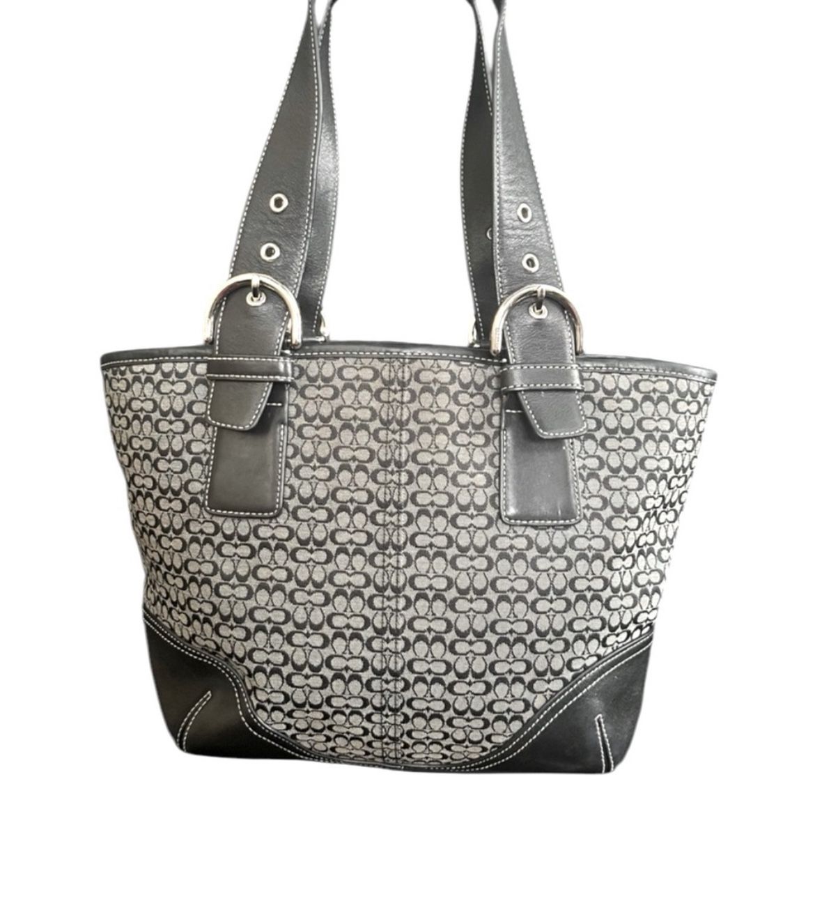 Coach Vintage Signature Shoulder Bag