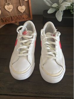 Girl’s Nike