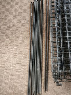 Fence with stakes