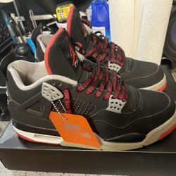 2019 Bred 4 Size 8.5