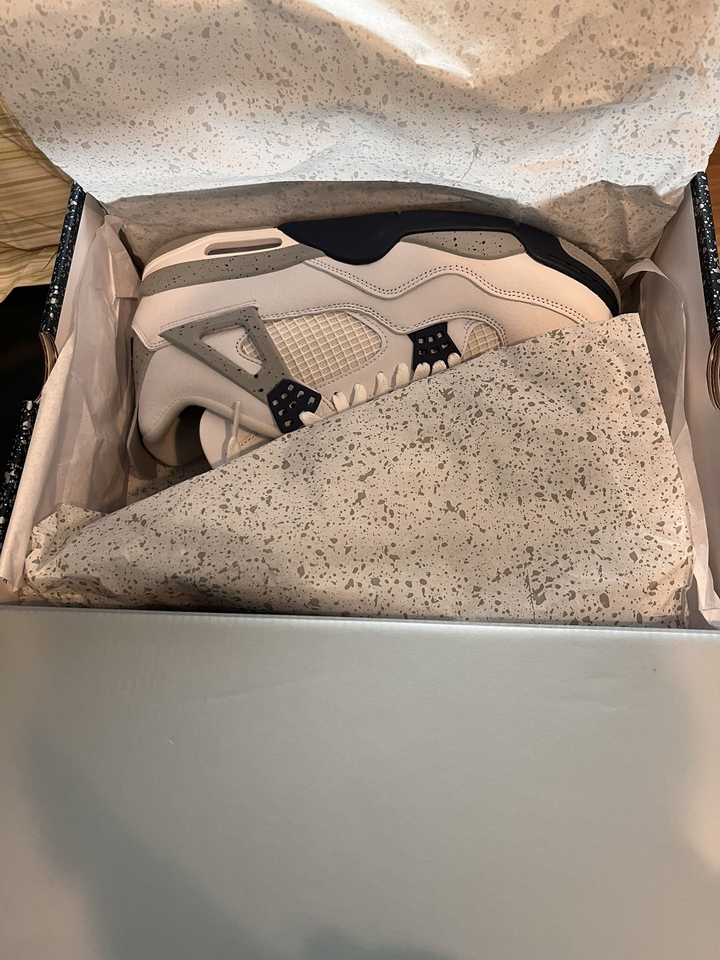 DS Midnight Navy Jordan 4 Size 11