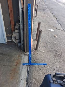 Mayes blue aluminum drywall T-square,