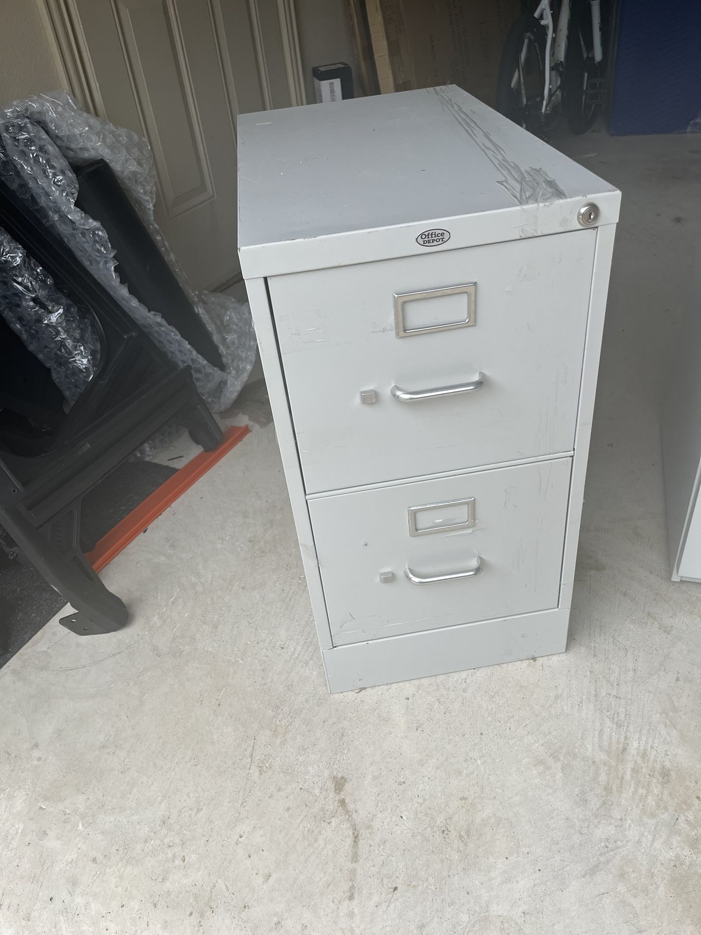 Metal File Cabinets 3 (2 and 3 Drawer)