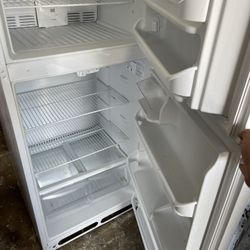 Refrigerator And Stove ! 