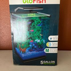 GloFish 5 Gallon Aquarium Kit
