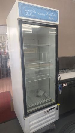 1 glass door freezer