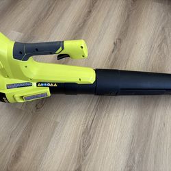 Ryobi ONE+ Cordless Leaf Blower