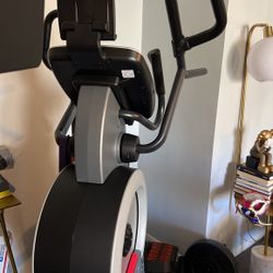 Pro-Form Elliptical Exercise Trainer - BARELY used 