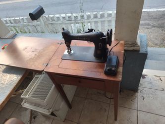 1929 Singer Sewing Machine
