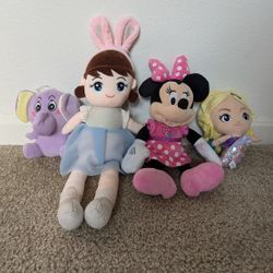 Stuffed Animals/Backpack/Mic