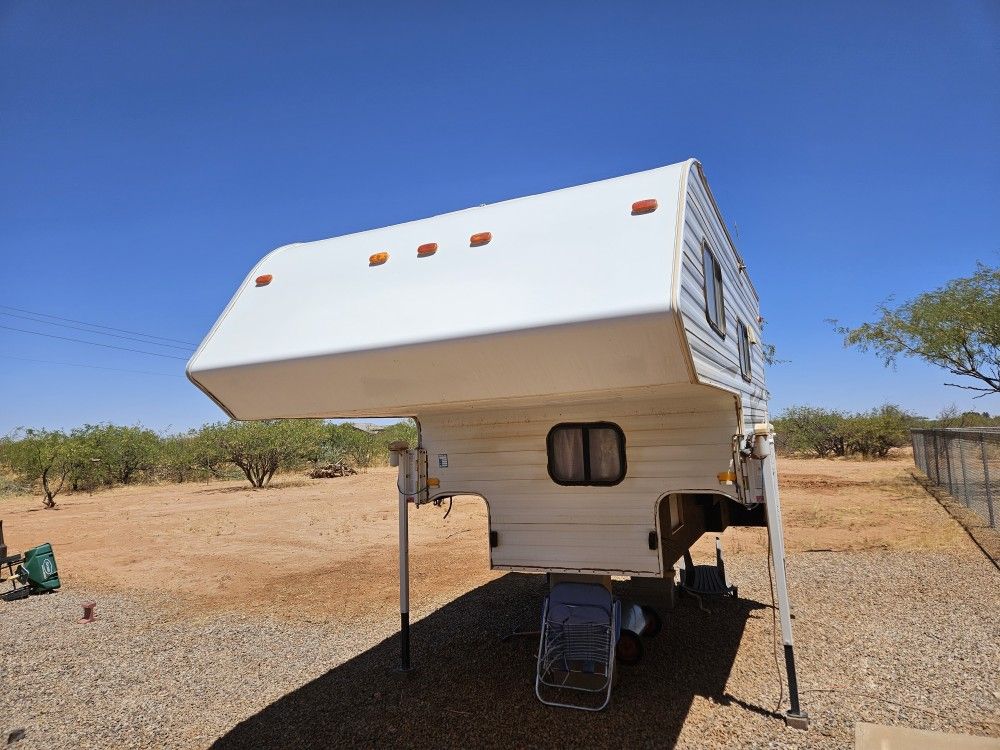 2004 ADVENTURER 