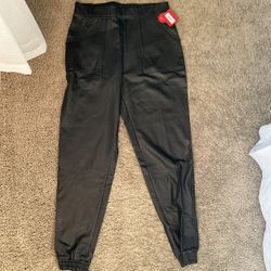 Brand New SpanxLeather Women Stretch Jogger 