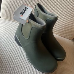BOGS Rain Boots Sz 8 Woman 