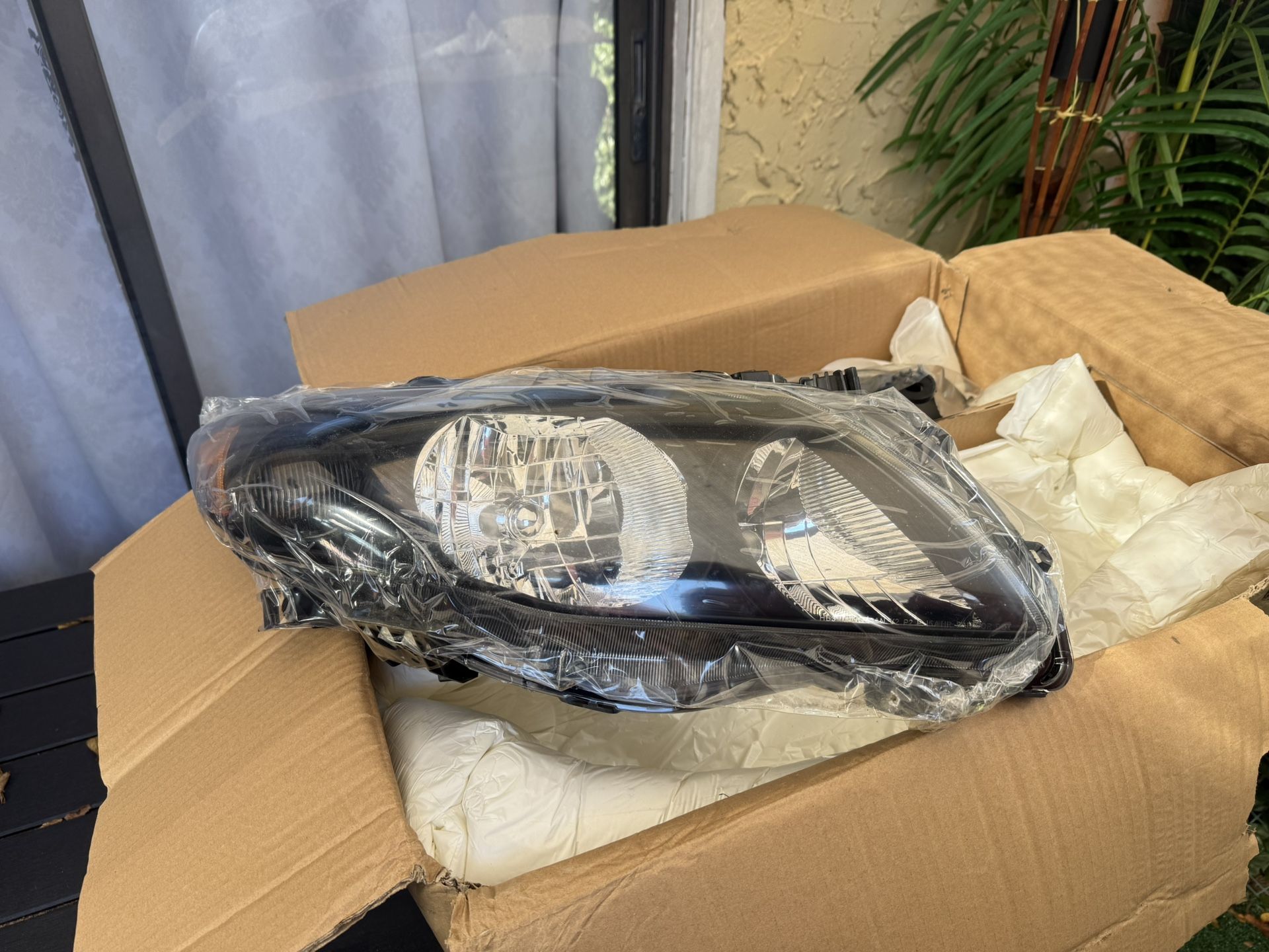 Toyota Corolla 2009 Headlights And Fog lights