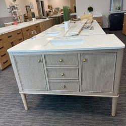 48” Bathroom Vanity In Wood Color 