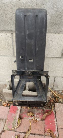Jeep Wrangler YJ tire carrier  Fits jeeps from 89 to 95.