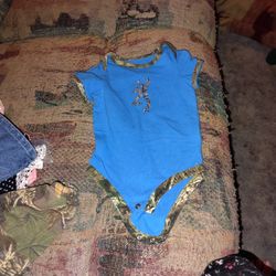 Browning Pullover Snap Onesie Baby 6mos 