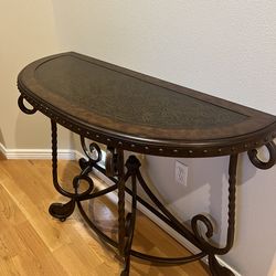 Furniture,  Entry way table & end table  set