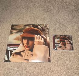 Taylor Swift Red (Taylor's Version) Vinyl & CD Bundle