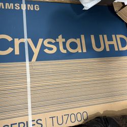 60 Inch Samsung Smart TV