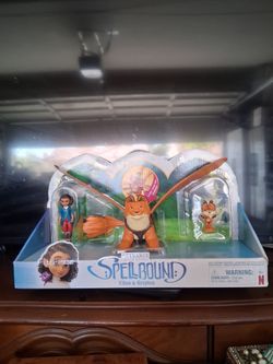 "New" Spellbound Ellian & Gryphon Riding Pack, includes Deluxe Action Figure with Flapping Wings