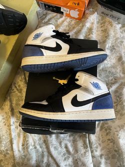 Jordan 1 royal black toe