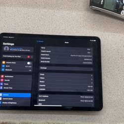 Apple iPad Pro Model MHQR33LLA 3rd Generation 128 Gb