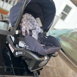 Used baby car seat for sale 2025