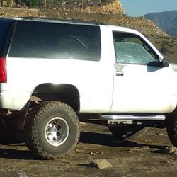 Lifted 2-Door Chevy Tahoe May Trade For Toyota Pick Up