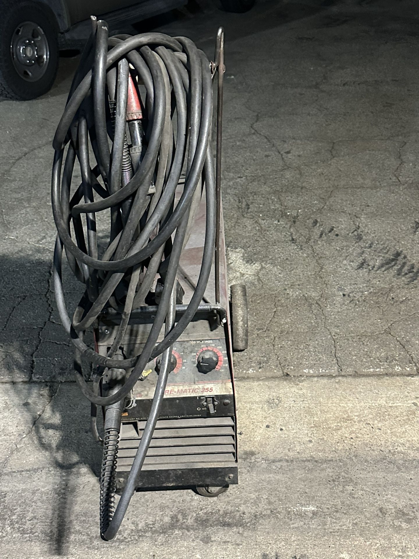 Lincoln MiG Welder 255