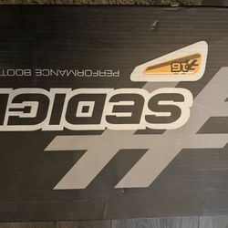 Seducing Race Boots Size12