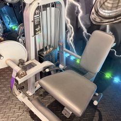 Leg extension & benche