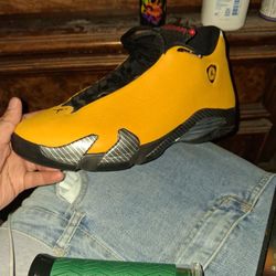Retro fourteens ferrari yellows