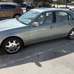 2002 Lexus LS 430