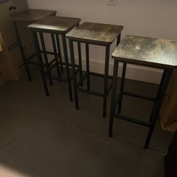 4 Bar Stools
