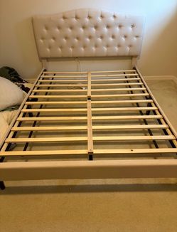 Queen Bedframe