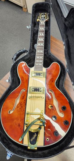 2016 Gibson ES-335 Semi-Hollow Electric Guitar w/ Bigsby & Hard Case
