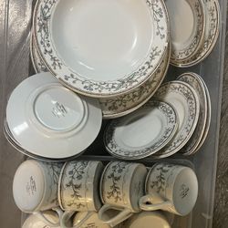 Wellesley China Set 