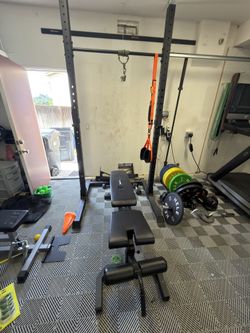 Home Gym Set - Squat Rack, Bench, Bar, Weights 