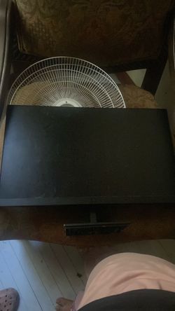 Selling 3 monitors