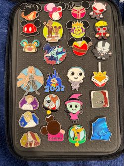 Disneyland pins