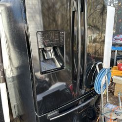 Samsung Black Refrigerator 