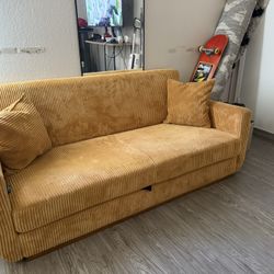 Couch Lounge