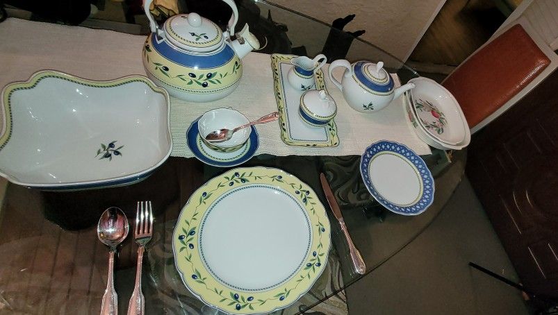 Wedgwood The Tuscany Collection Beautiful Plate Set