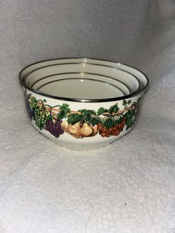 Nesting Bowl Set