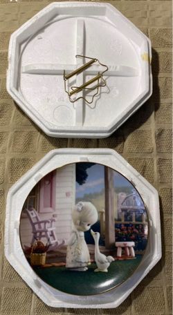 Precious Moments - “Make A Joyful Noise” collector’s Plate