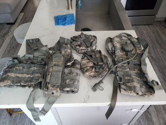 Whole Army Gear. With Hydration Pack. 