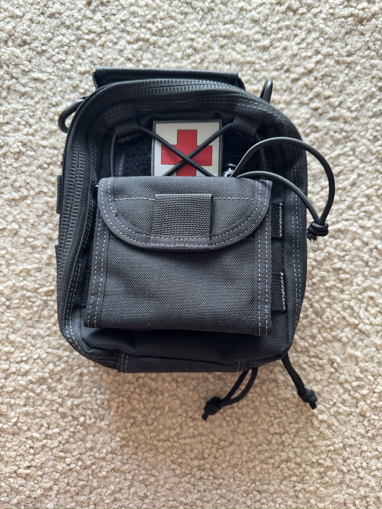 Maxpedition FR-1 Medical Pouch with Surgical Gloves Pouch