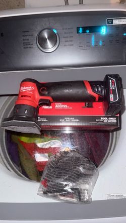 Milwaukee Fuel Orbital Sander